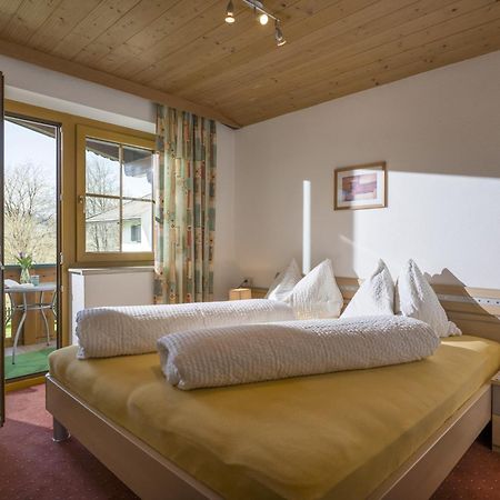 Gaestehaus Schwaiger - Wiesenweg Kössen Chambre photo